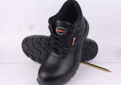 Comfort Shoes Manufacturers in Satna